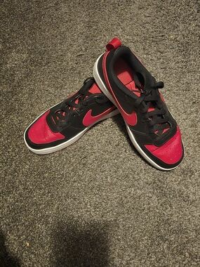 Big Boy- Nike Courts Low-Top Sneakers